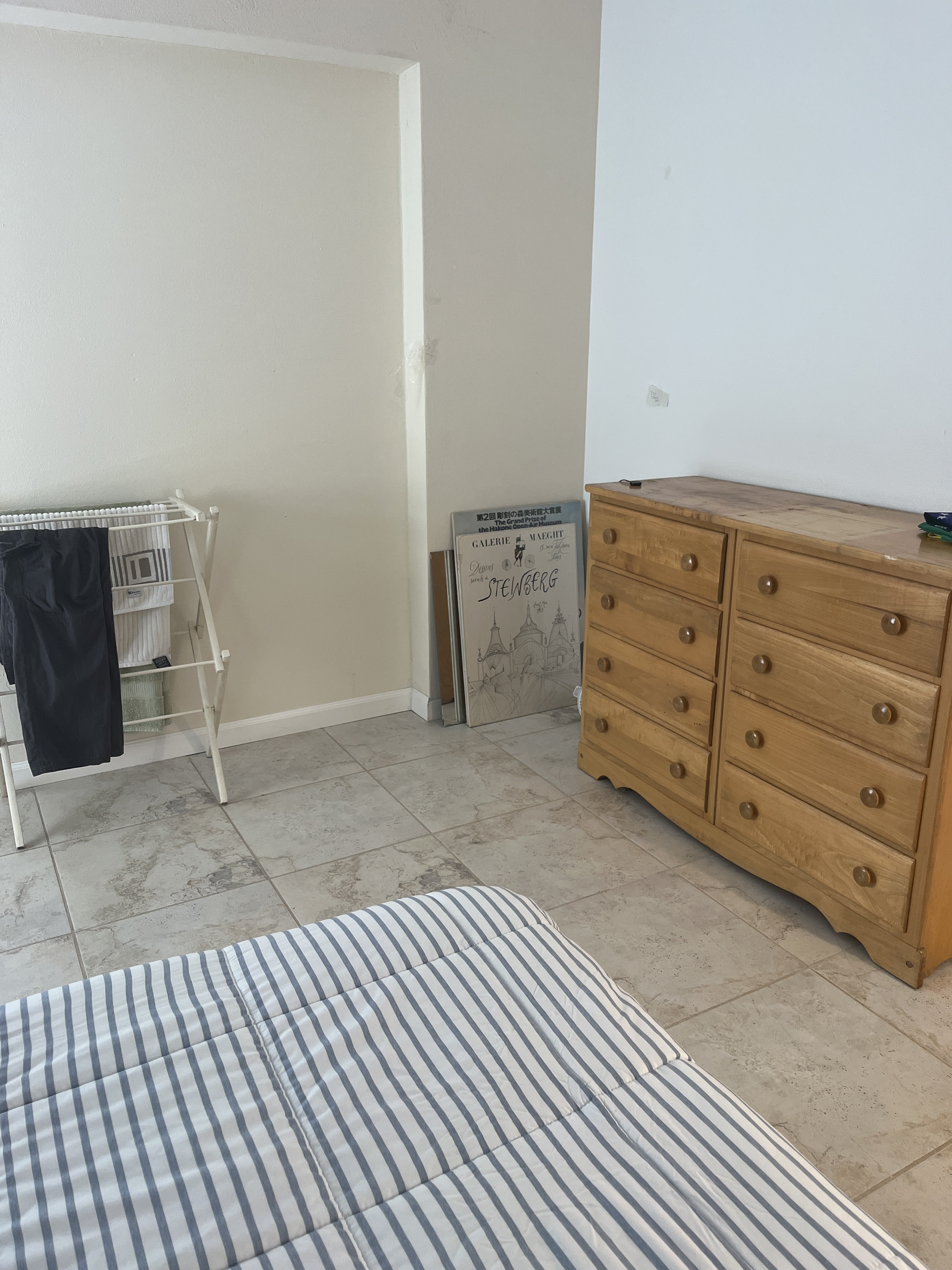 listing photo 2/3
